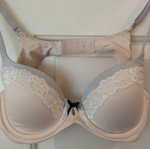 Victoria's secret 36A bra. body by Victoria